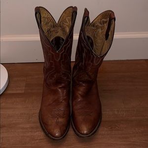 Men’s cowboy boots